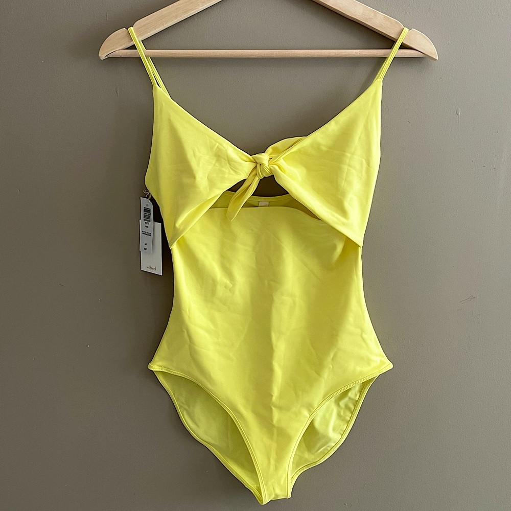 Aritzia Wilfred Noe bodysuit. Yellow. Size S. NWT